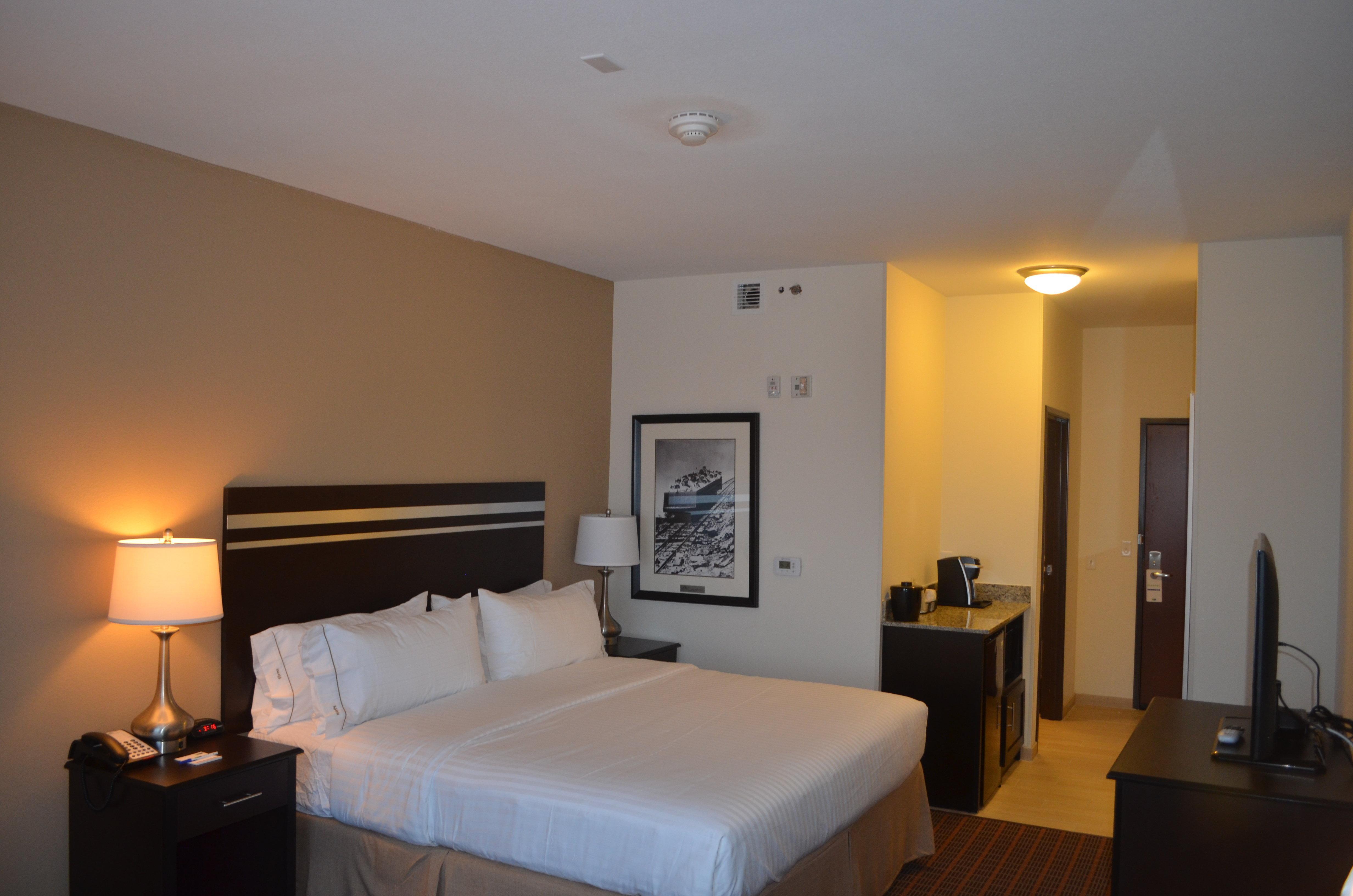 Holiday Inn Express & Suites Golden, An Ihg Hotel Exterior foto